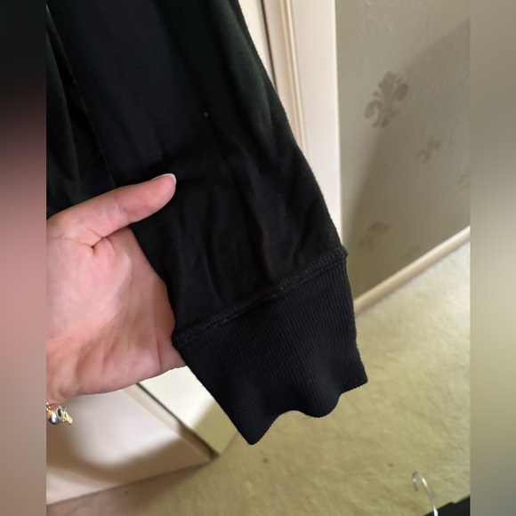 Philosophy Black Long Sleeve Top with Shoulder Zippers - Picture 4 of 5